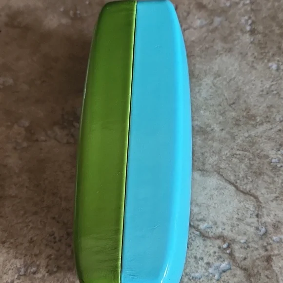 Kate Spade Vibrant Green and Blue Eye Glass Box - Picture 2 of 10